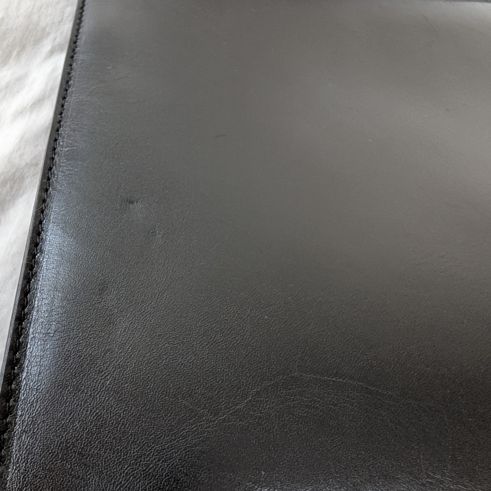 Gucci Shoulder Bag - Picture 7 of 15